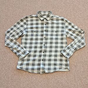 Faherty Gray and White Plaid Casual Button Down Shirt